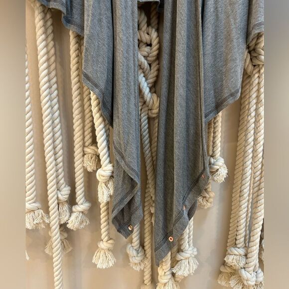 Caslon Off Duty Gray Long Convertible Cardigan - Picture 6 of 15